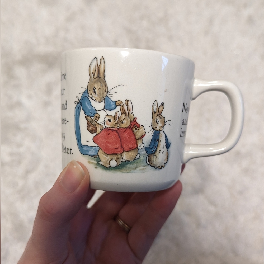 Collector Wedgewood Peter Rabbit mug - Picture 1 of 3